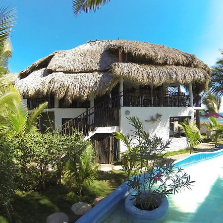 Marbella Eco Lodge Monterrico Buitenkant foto
