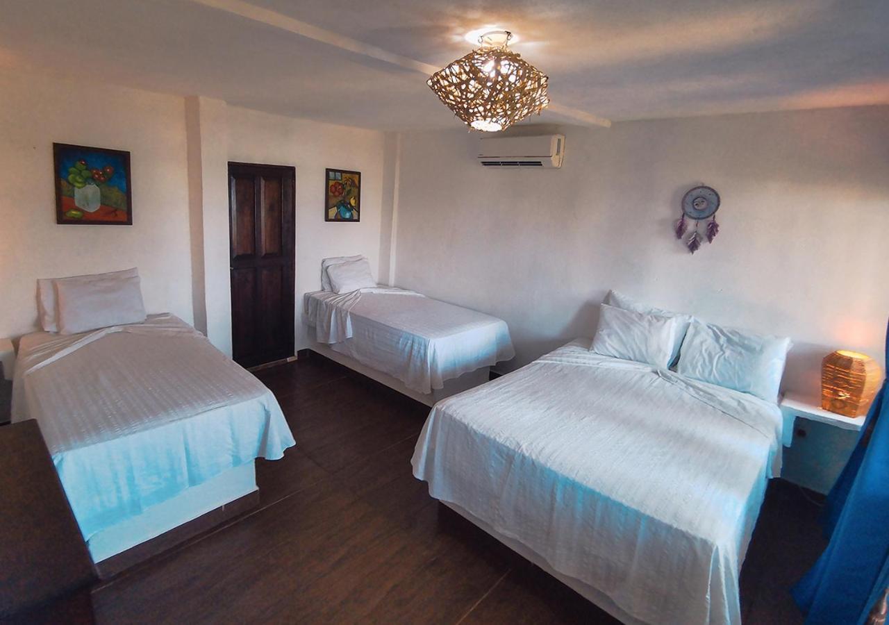 Marbella Eco Lodge Monterrico Buitenkant foto