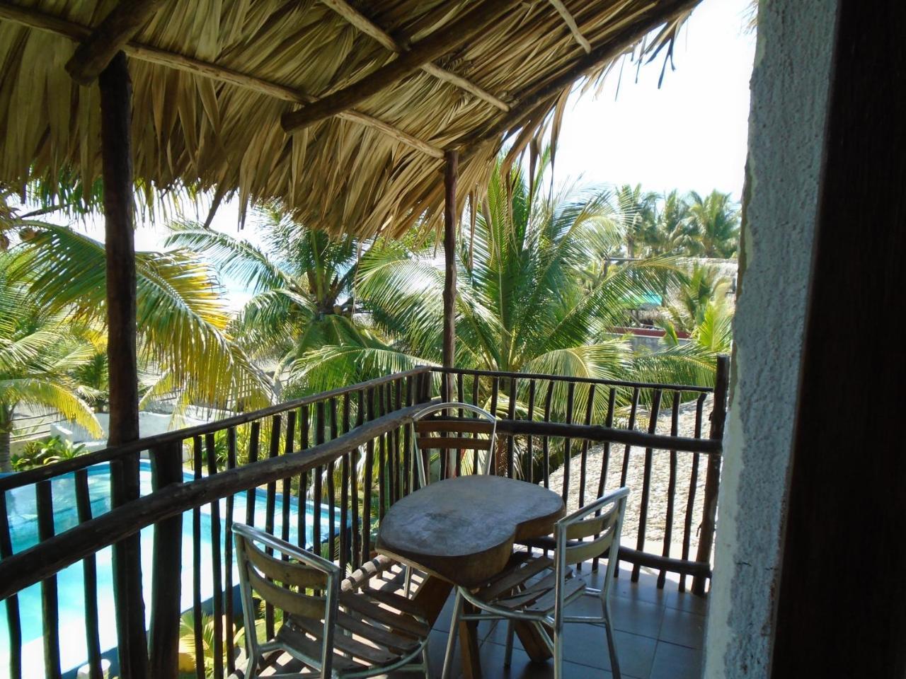 Marbella Eco Lodge Monterrico Buitenkant foto