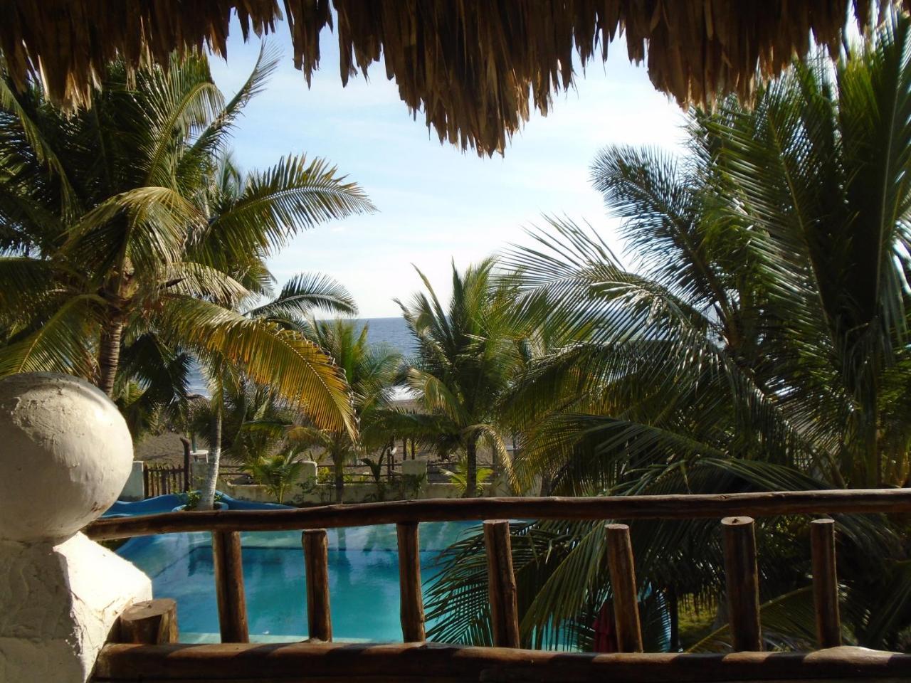 Marbella Eco Lodge Monterrico Buitenkant foto